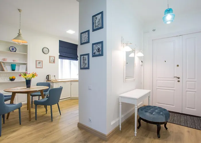 R.O.Y.A.L Apartments